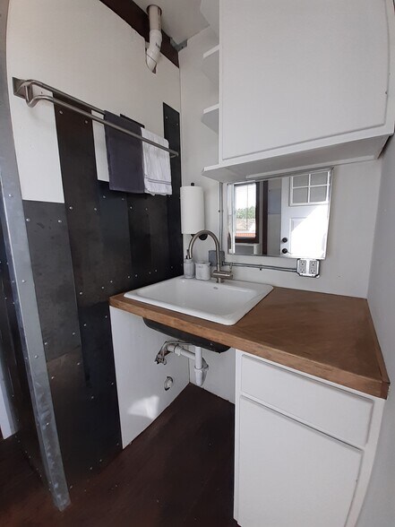 More Photos Of 465 Union st, Florence Specialty For Sale