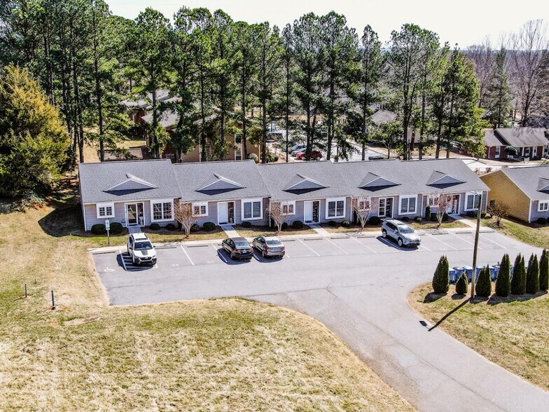 More Photos Of 125 1st Avenue Dr SE, Taylorsville Apartments For Sale