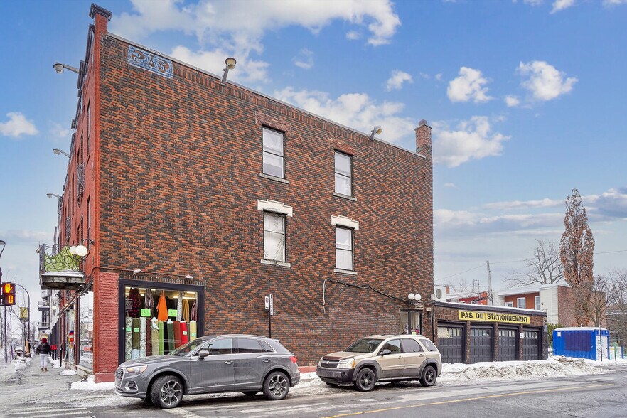 More Photos Of 7266-7288 Rue St-Hubert, Montréal Apartments For Sale