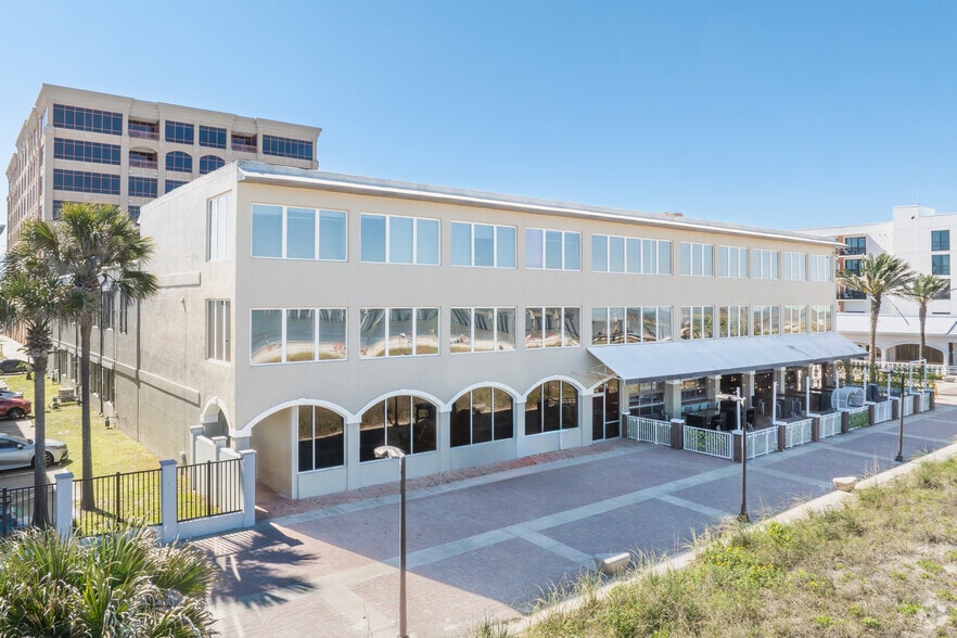 More Photos Of 333 1st St N, Jacksonville Beach Office For Lease