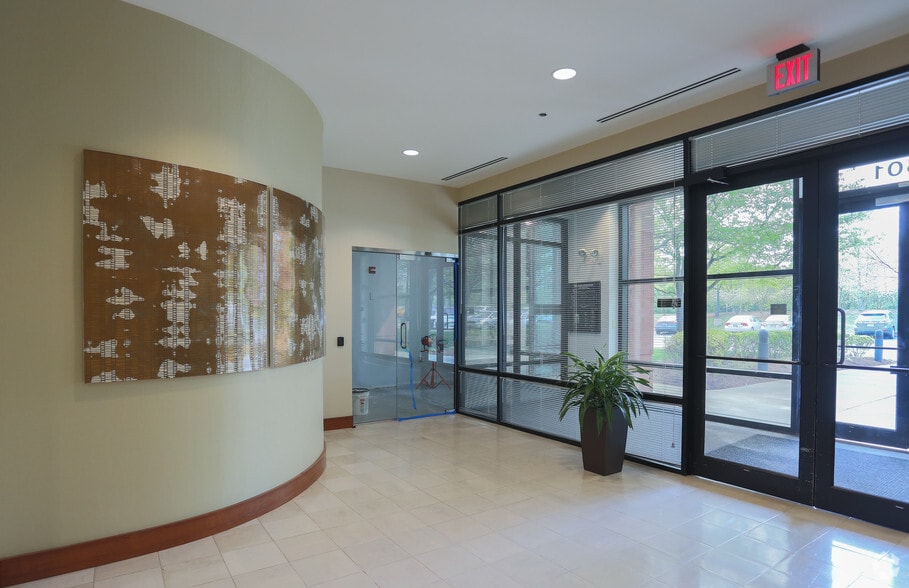 More Photos Of 20501 Seneca Meadows Pky, Germantown Office For Lease