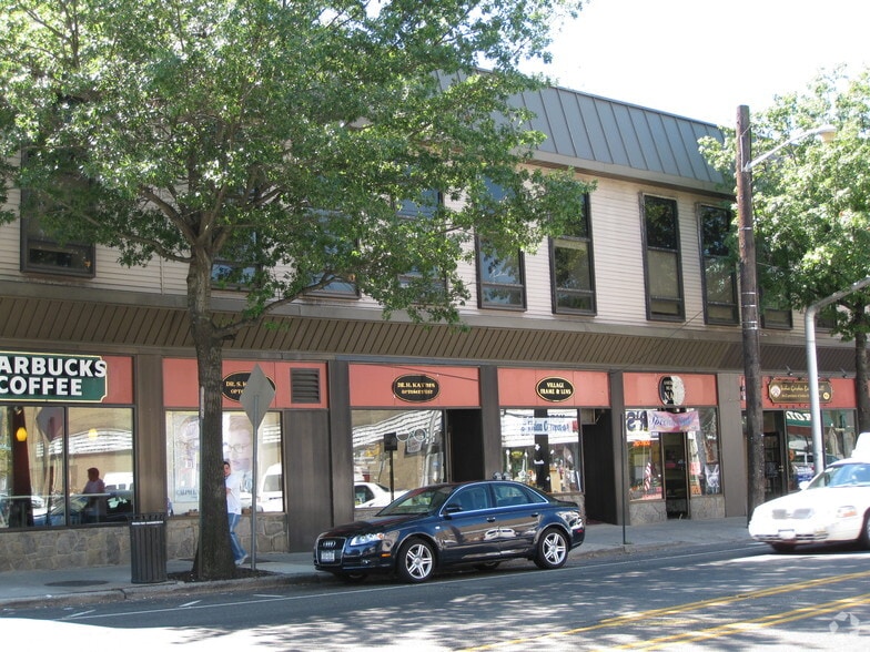 More Photos Of 4 Haven Ave, Port Washington Storefront Retail Office For Lease