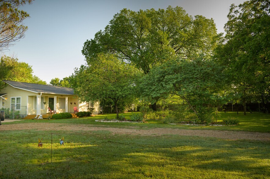 More Photos Of 4902 Pecan Springs Rd, Austin Land For Sale