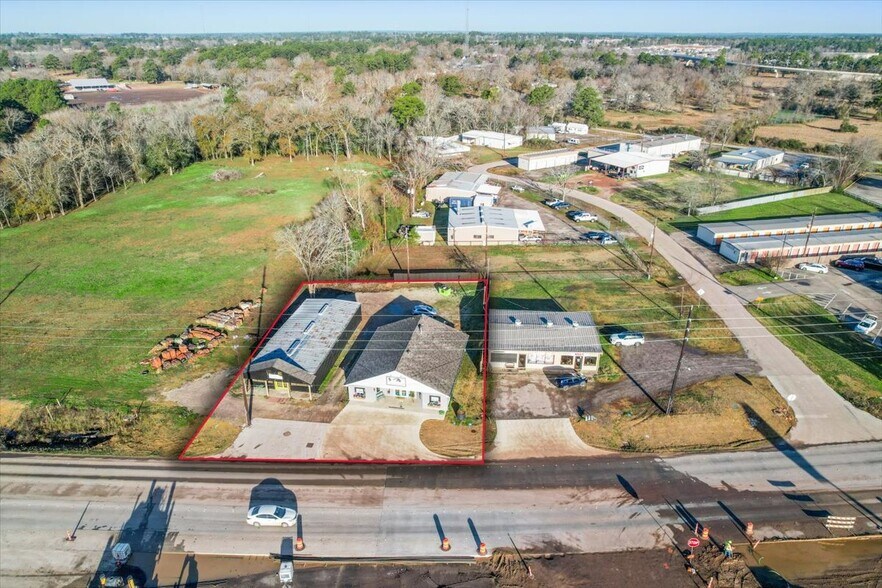 More Photos Of 19010 FM 1488, Magnolia Storefront Retail Office For Sale