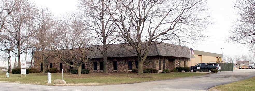 More Photos Of 6155 Guion Rd, Indianapolis Flex For Sale
