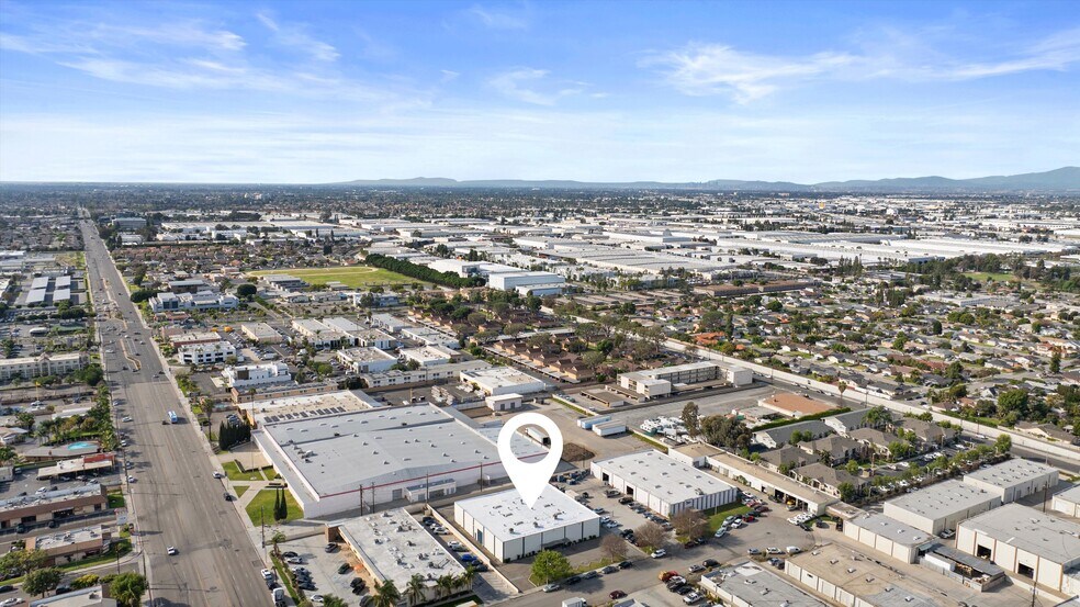 More Photos Of 6951 Oran Cir, Buena Park Warehouse For Lease