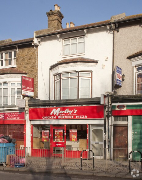 Primary Photo Of 9 Burnt Ash Hl, London Storefront For Sale
