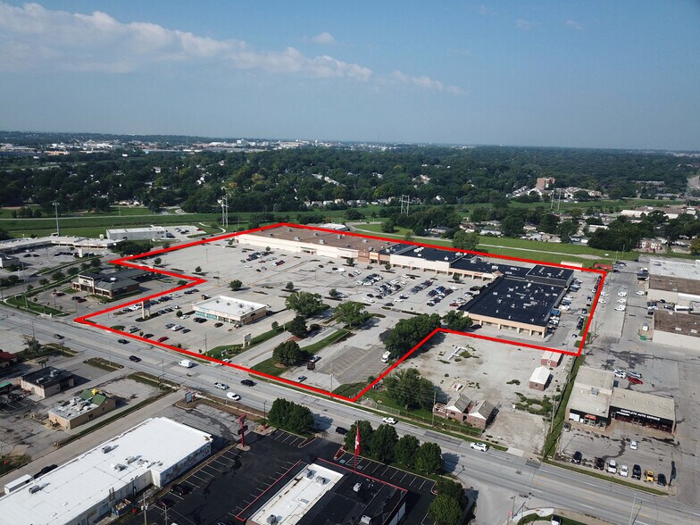 More Photos Of , Omaha General Retail For Sale