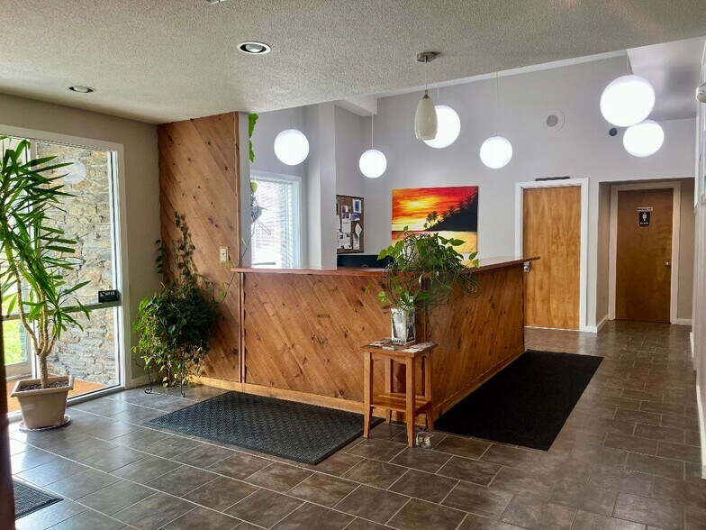 More Photos Of 125 Valley Vw, Mendon Office For Lease
