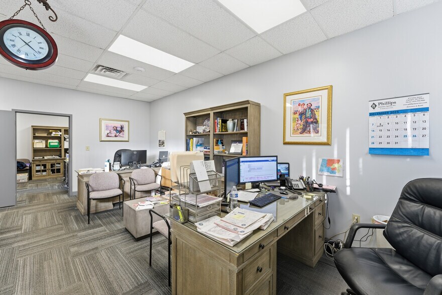 More Photos Of 740 High St, Holyoke Freestanding For Sale