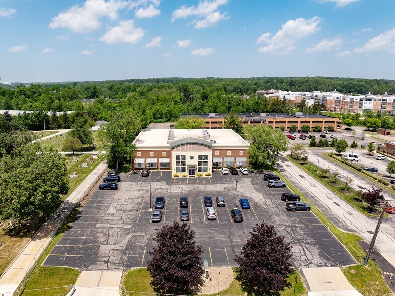 More Photos Of 32875 Solon Rd, Solon Medical For Sale