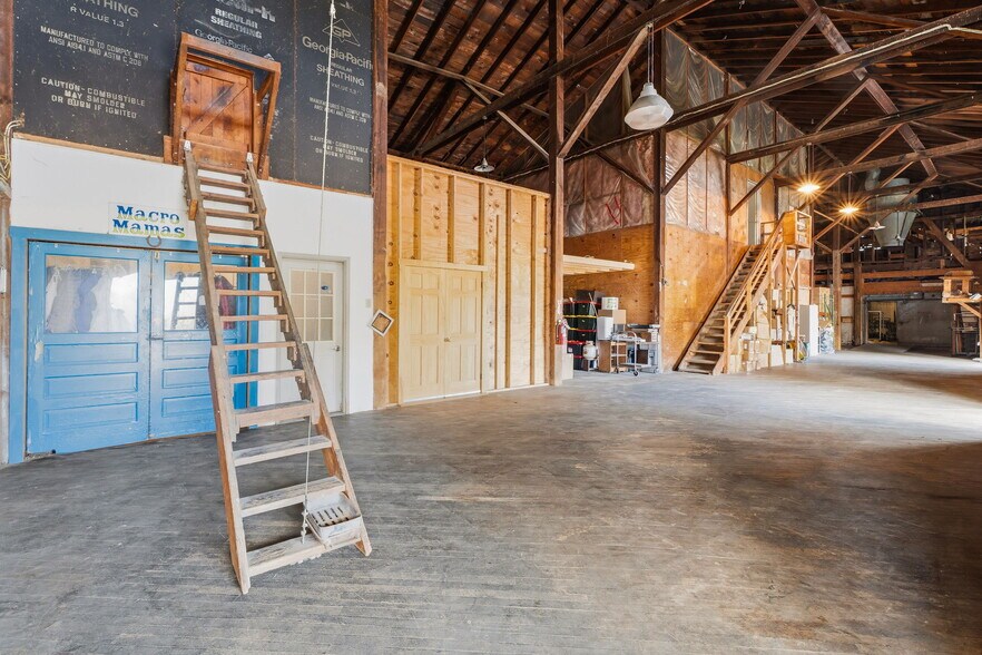 More Photos Of 125 Cayuga Street Ext, Trumansburg Warehouse For Sale