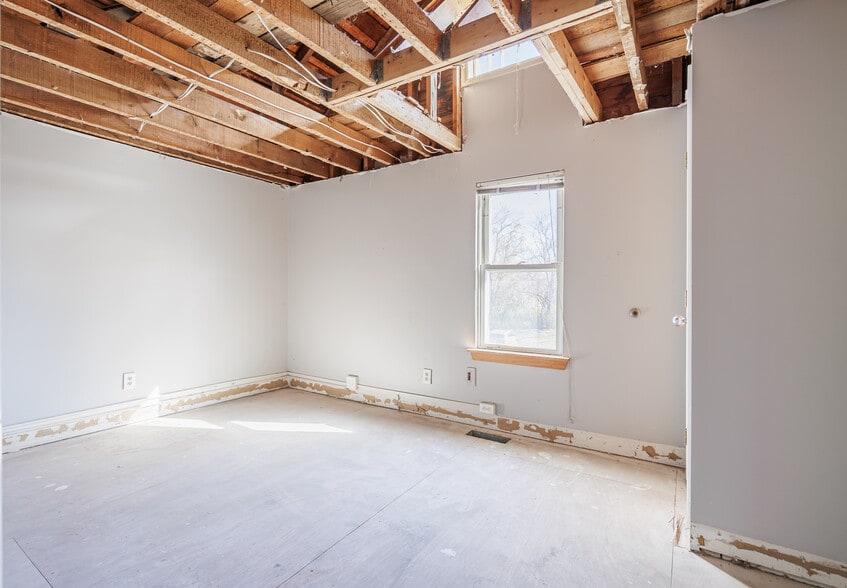 More Photos Of 5692 Pittsford Palmyra Rd, Pittsford Office Residential For Sale