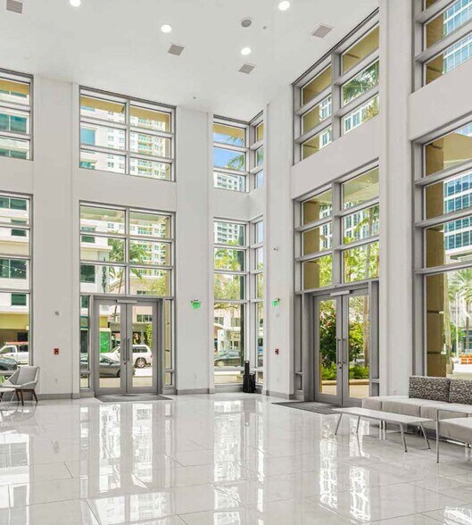 More Photos Of 350 E Las Olas Blvd, Fort Lauderdale Office For Lease