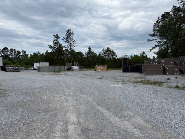 More Photos Of 5747 Elmore Rd, Elmore Warehouse For Lease