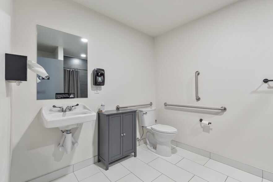 More Photos Of , Grand Junction Unknown For Sale