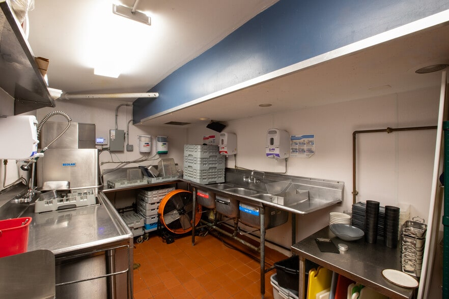 More Photos Of 1312 S Wabash Ave, Chicago Apartments For Lease