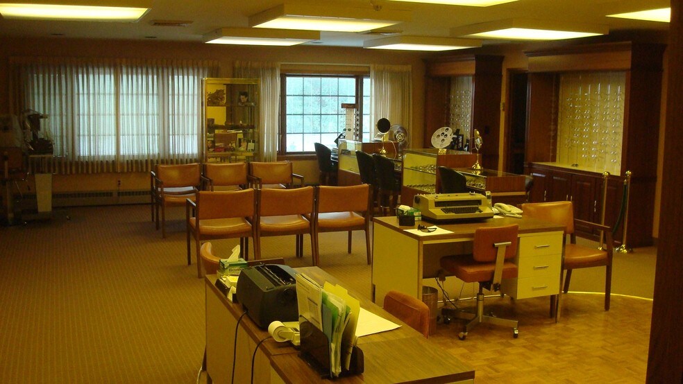 More Photos Of 7220 Watson Rd, Saint Louis Medical For Sale