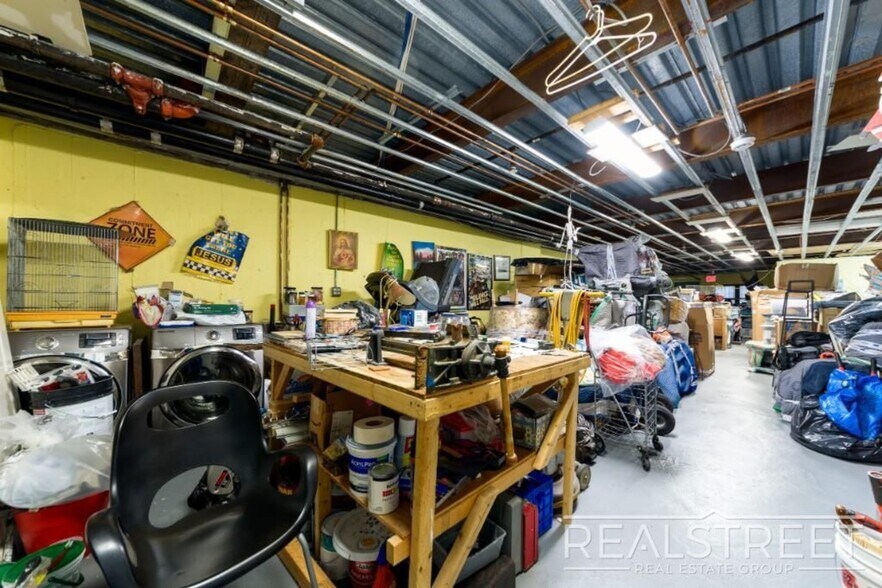 More Photos Of 90 Moore St, Brooklyn Apartments For Sale