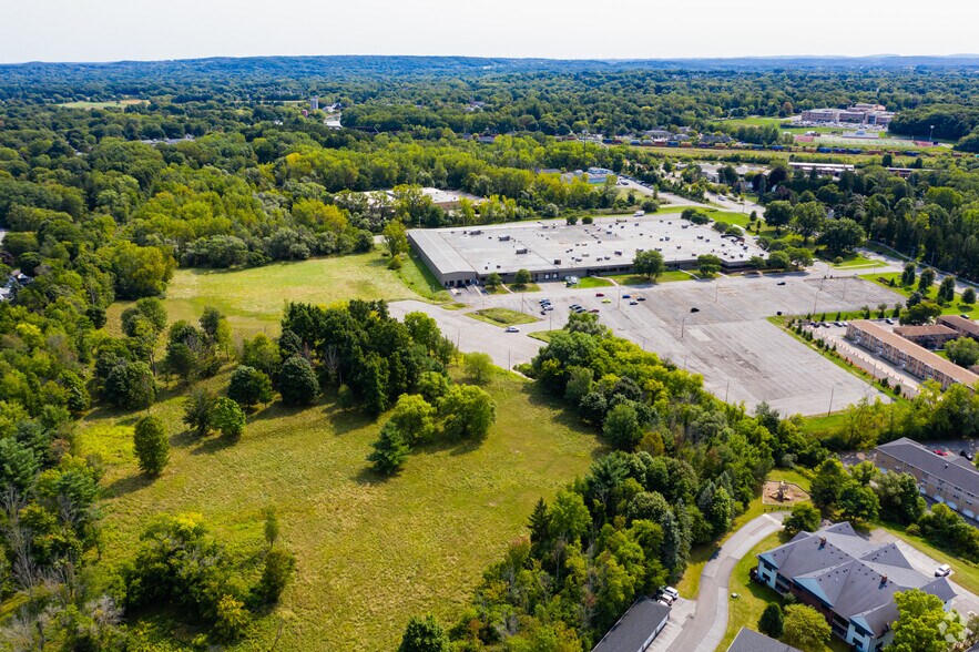 More Photos Of 3750 Monroe Ave, Pittsford Office For Lease