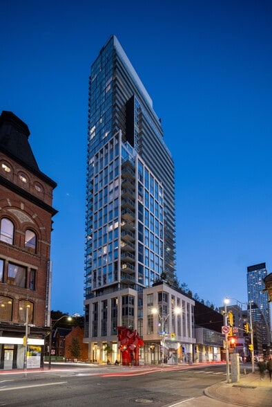 More Photos Of 599 Yonge St, Toronto Apartments For Sale