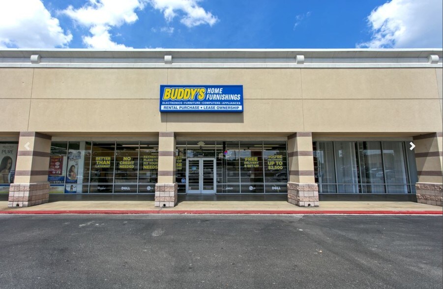 More Photos Of 1901-2027 S Texas Ave, Bryan Unknown For Lease