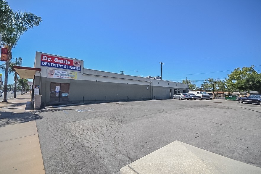 More Photos Of 1306 S Main St, Santa Ana Freestanding For Lease