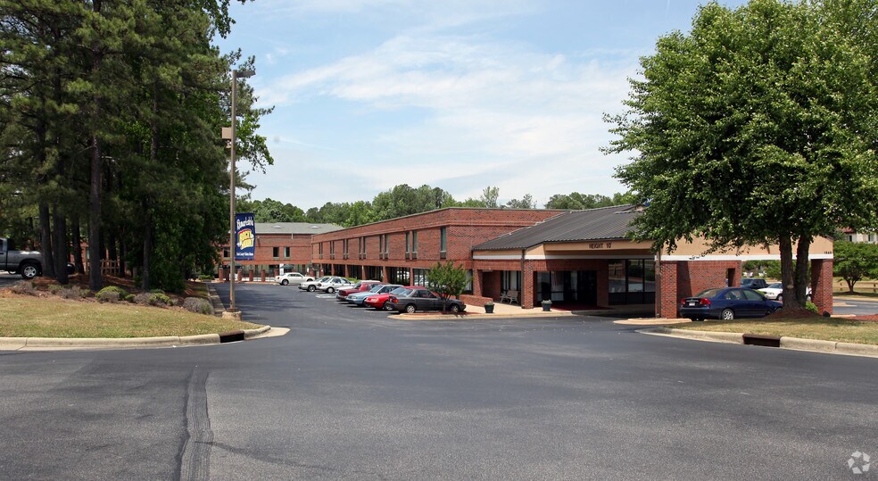 More Photos Of 1340 N Wesleyan Blvd, Rocky Mount Hotel For Sale