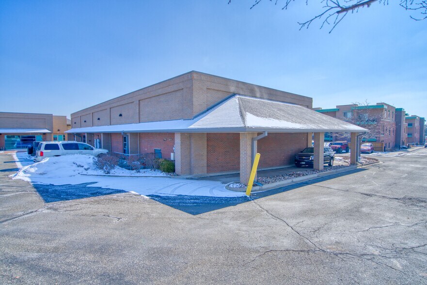 More Photos Of 165 S McCaslin Blvd, Louisville Auto Repair For Lease
