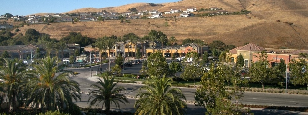 More Photos Of 5623-5665 Silver Creek Valley Rd, San Jose Unknown For Lease