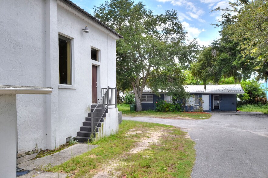 More Photos Of 1649 3rd St SW, Winter Haven Religious Facility For Lease