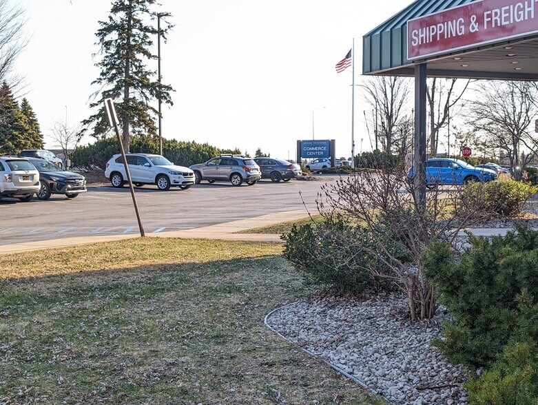 More Photos Of 3311 South Airport Rd, Traverse City Storefront Retail Office For Lease