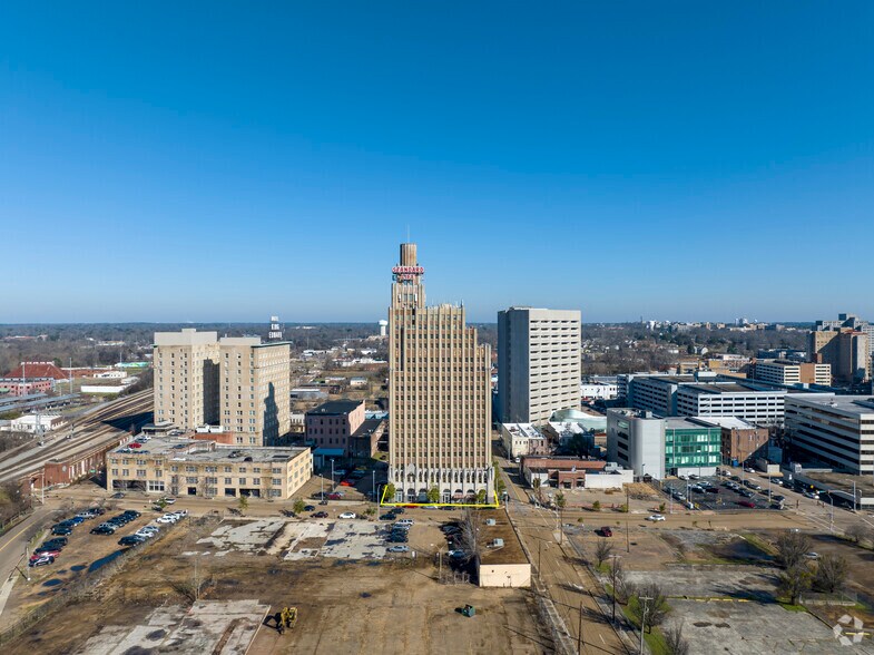 More Photos Of 127 S Roach St, Jackson Apartments For Lease