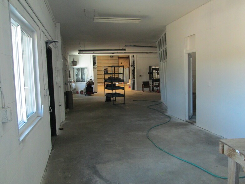 More Photos Of 17831 Co 1 Rd, Florissant Manufacturing For Sale