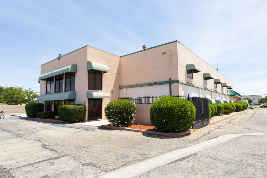 More Photos Of 43845 10th St, Lancaster Medical For Lease