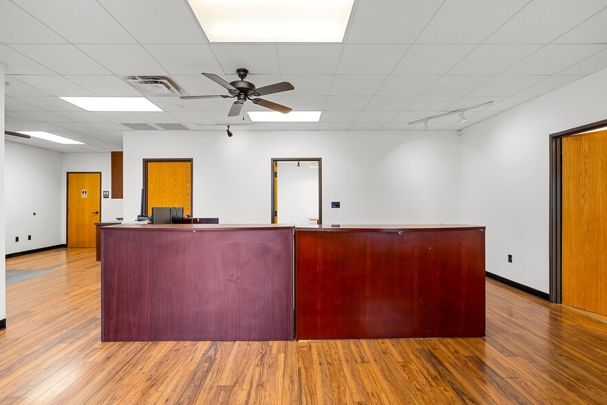 More Photos Of 1515 E Belt Line Rd, Carrollton Office Residential For Sale