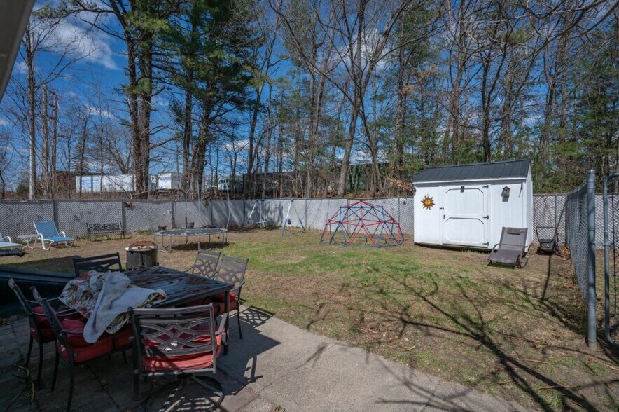 More Photos Of 54 Lowell Rd, Hudson Auto Repair For Sale
