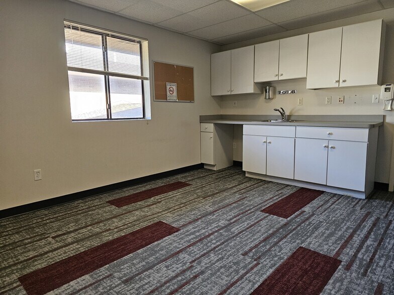 More Photos Of 3425 Executive Pky, Toledo Medical For Lease