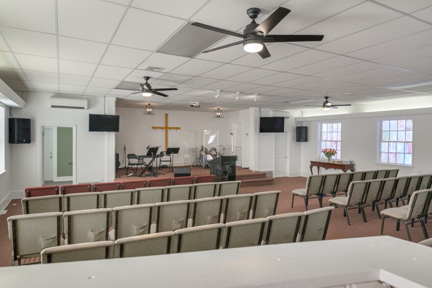 More Photos Of 402 Worth St, Mount Airy Religious Facility For Sale
