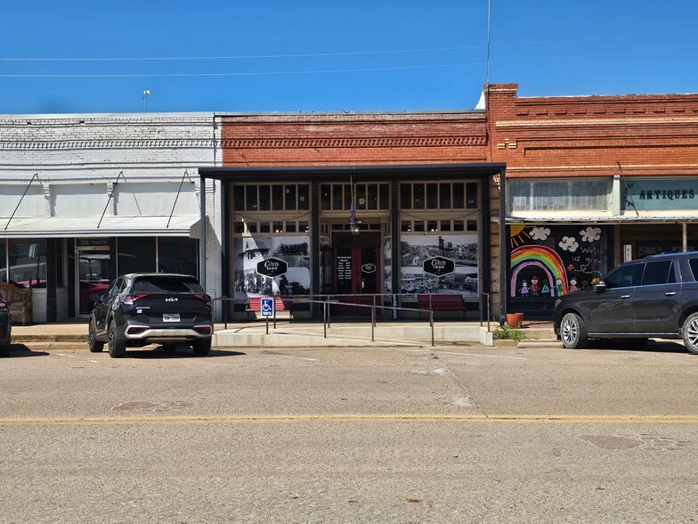 Primary Photo Of 210 Market St, Baird Restaurant For Sale