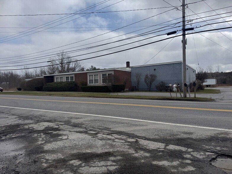 More Photos Of 21982 Rt-22, Hoosick Falls Truck Terminal For Lease