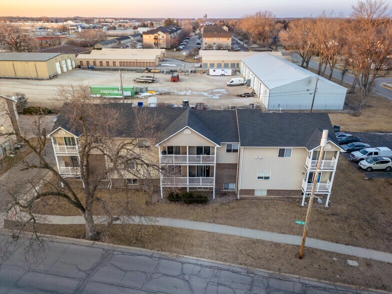 Primary Photo Of 215 Jewel Dr, Ames Multifamily For Sale