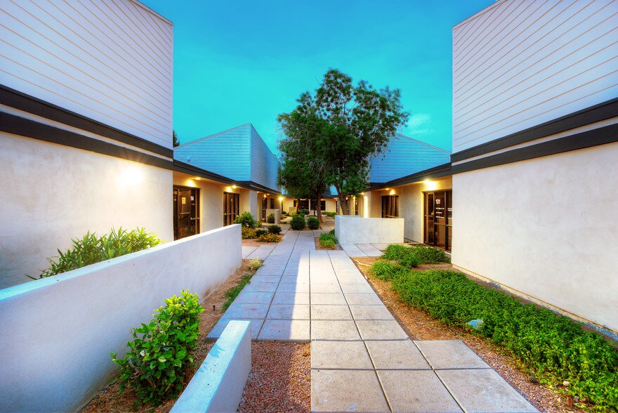 More Photos Of 1-51 W Elliot Rd, Tempe Office For Lease