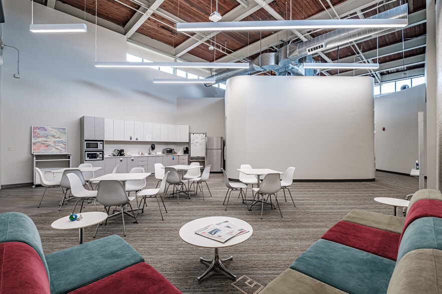 More Photos Of 75 Washington Ave, Portland Office For Lease