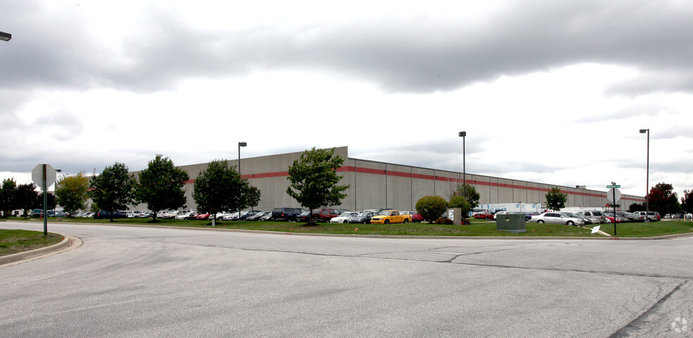 Primary Photo Of 1100 Whitaker Rd, Plainfield Warehouse For Lease