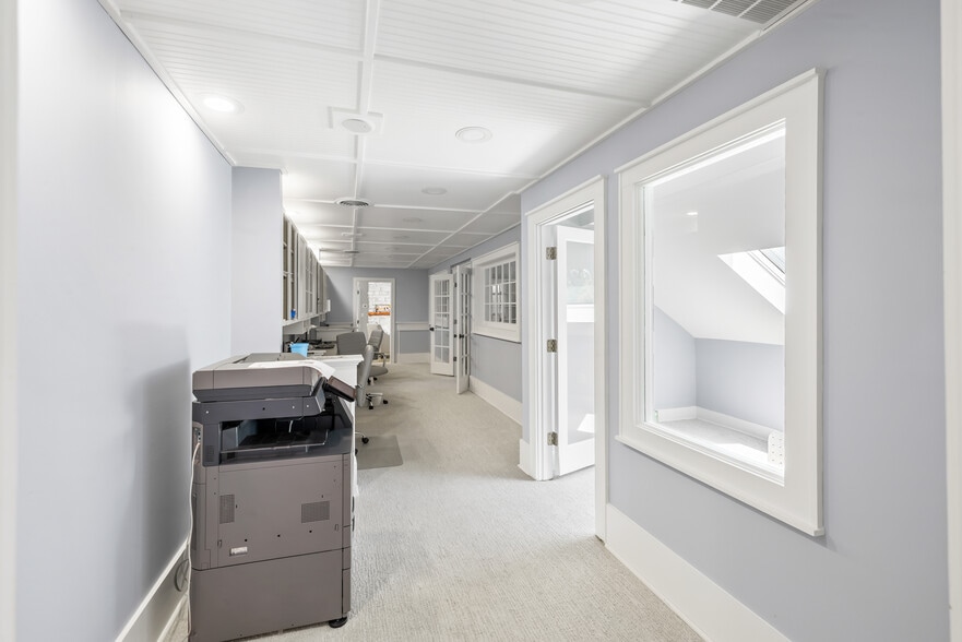More Photos Of 1001 Landfall Way, Johns Island Storefront Retail Office For Sale