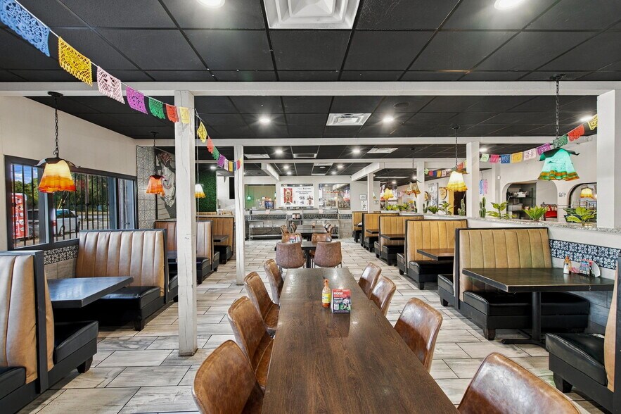 More Photos Of 6322 Rivers Ave, Charleston Restaurant For Lease
