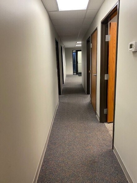 More Photos Of 2720 Superior Dr NW, Rochester Office For Lease