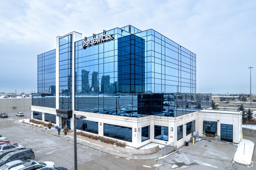 More Photos Of 400 Applewood Cres, Vaughan Office For Sale