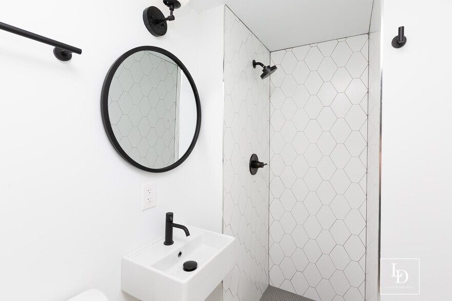 More Photos Of 631 Constitution Ave NE, Washington Multifamily For Sale